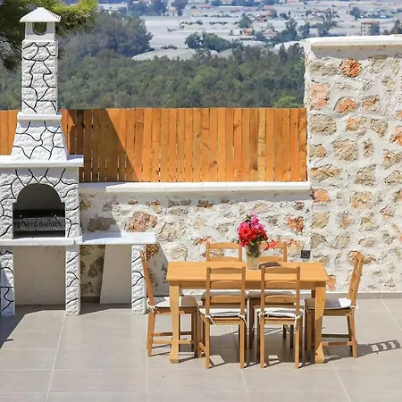 2br Stone House With Private Pool Near Patara بيت للعطل
